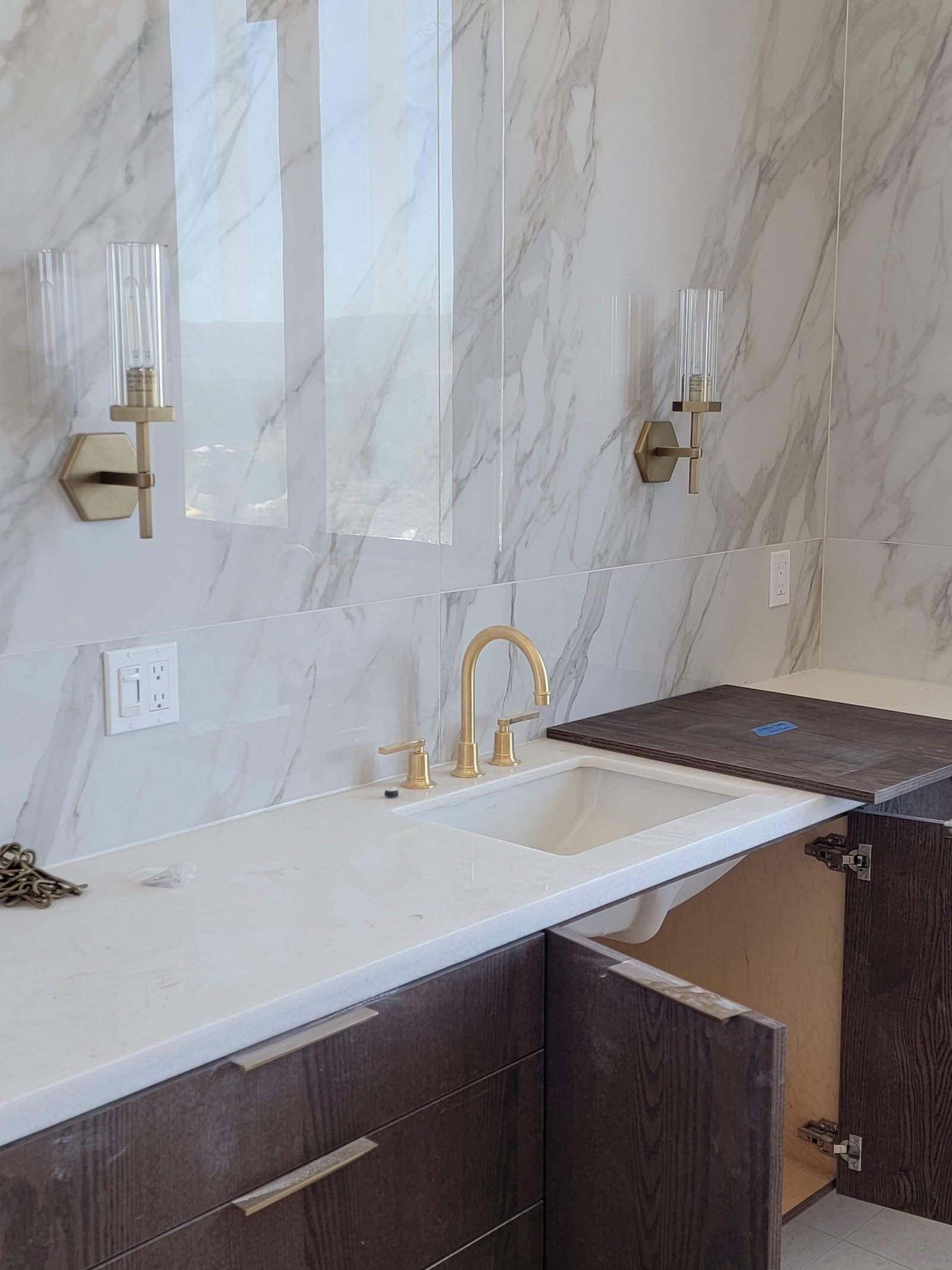 Alejandro's Plumbing (143)