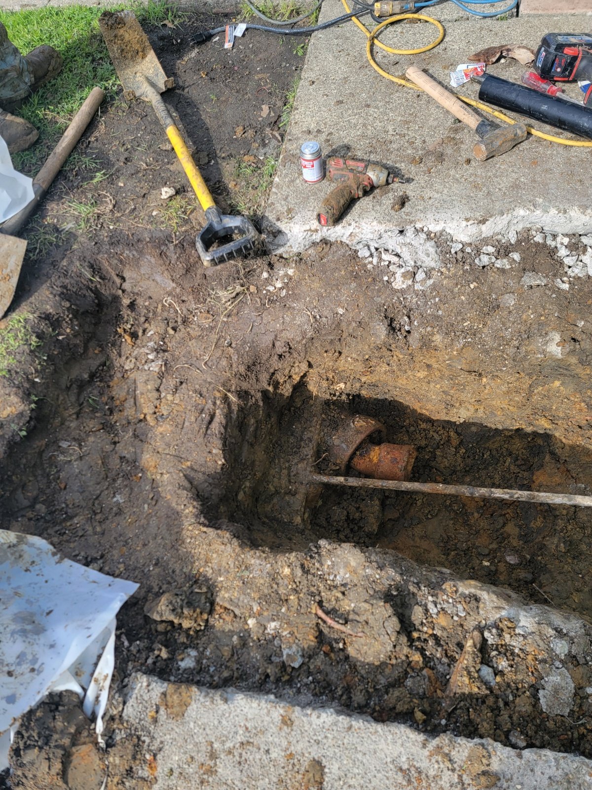 Alejandro's Plumbing (145)